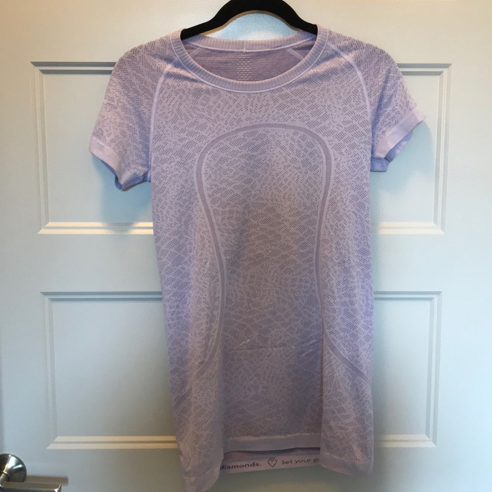 Lululemon Athletica swiftly tech short sleeve!